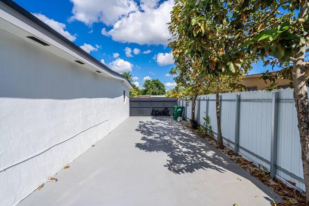 Casa De Miller Villa Tamiami Luaran gambar